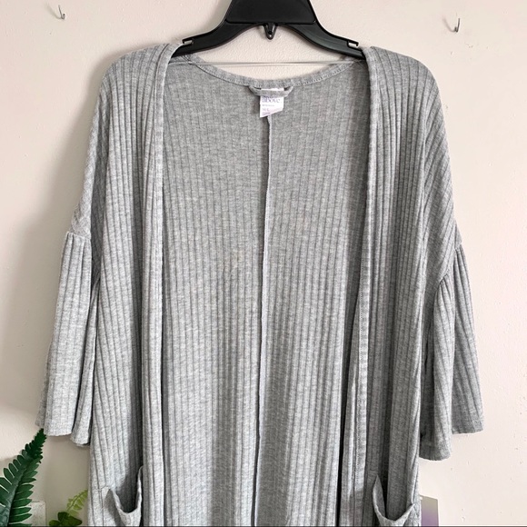 Stars Above Women’s Gray Short Bell Sleeve Wide Rib Robe - Picture 4 of 8